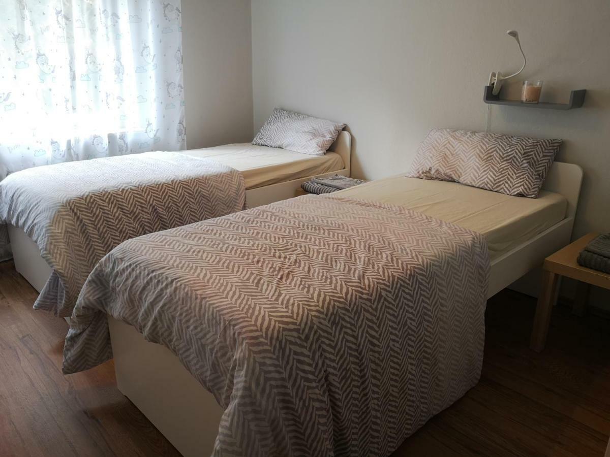Family Suites & Parking Baden-Baden Bagian luar foto