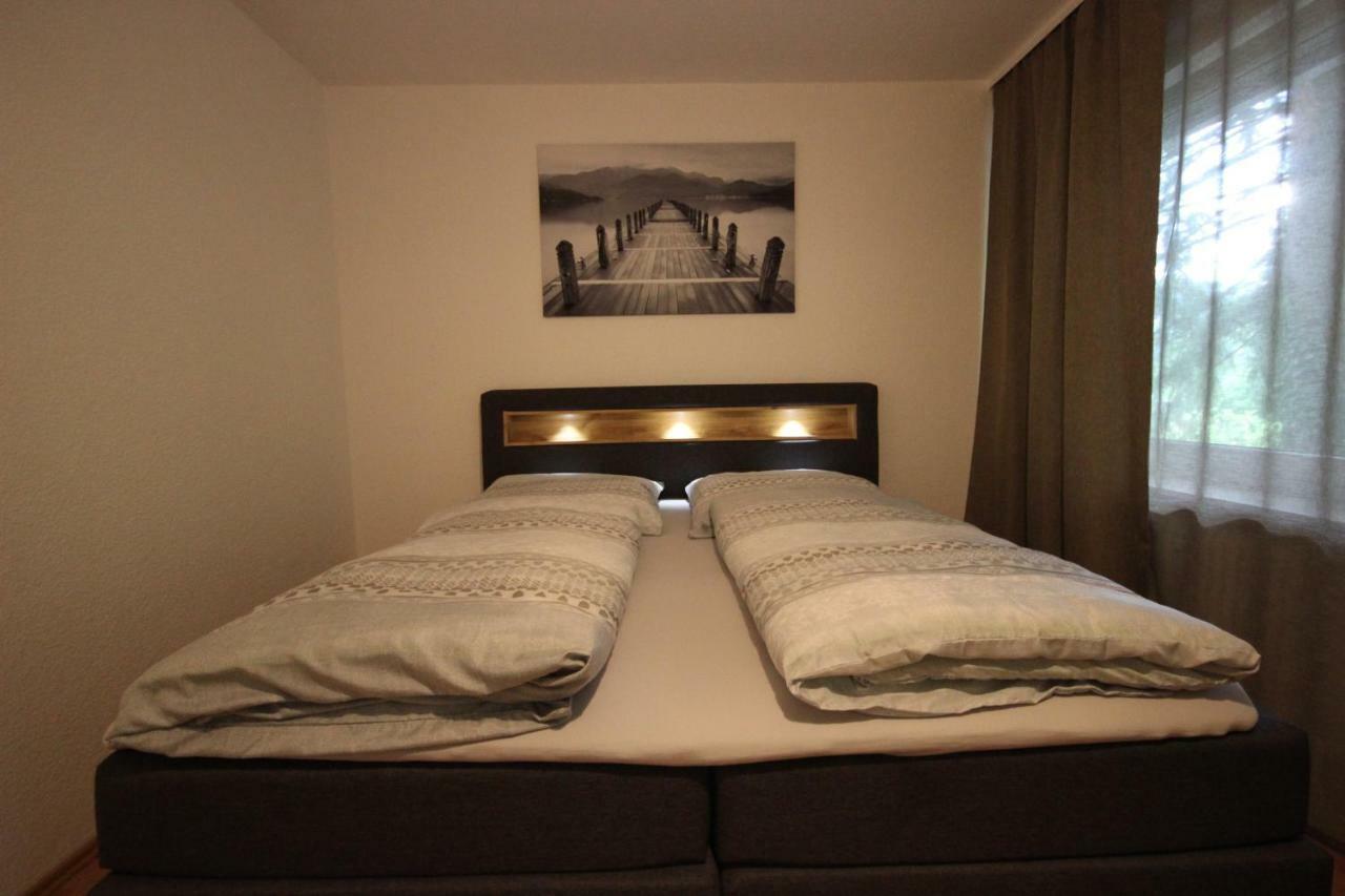 Family Suites & Parking Baden-Baden Bagian luar foto
